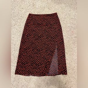 Small red and black maxi skirt with slit